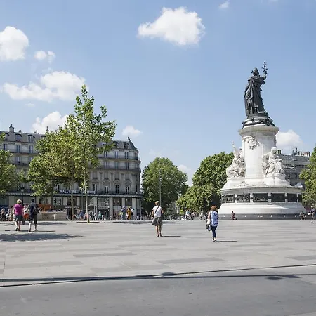 Temple Goncourt Studio Apartment *